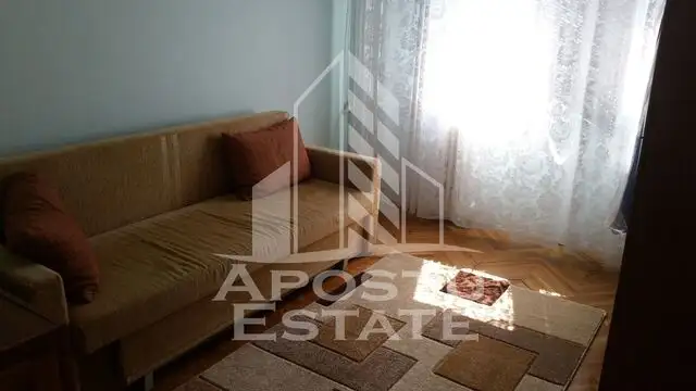 Apartament cu 3 camere, clima, Aradului