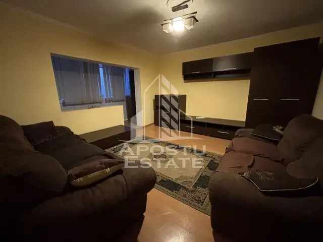 Apartament cu 3 camere in zona Dambovita, decomandat, centrala termica