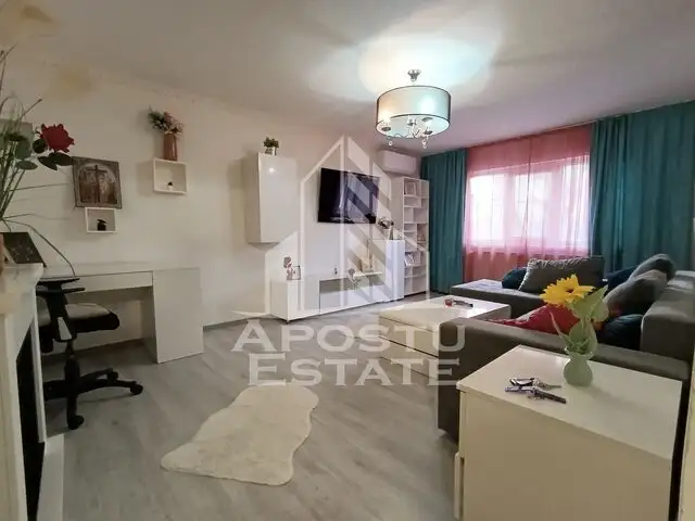 Apartament 3 camere, decomandat, centrala proprie,  2 bai, Lipovei