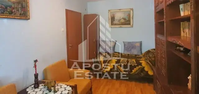 Inchiriez apartament cu 2 camere zona UTA