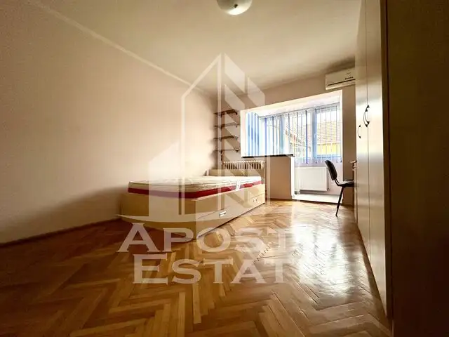 Apartament cu o camera, renovat, mobilat, zona Girocului