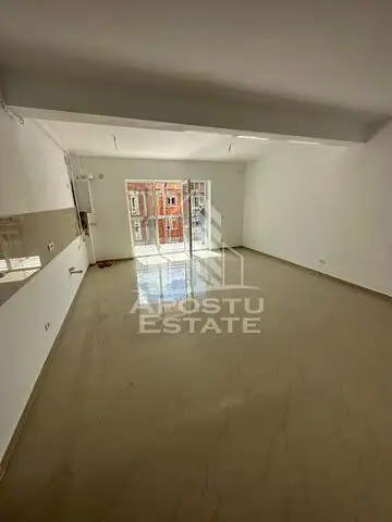 Apartament cu 2 camere , etajul 2, loc de parcare, in spate la Lidl