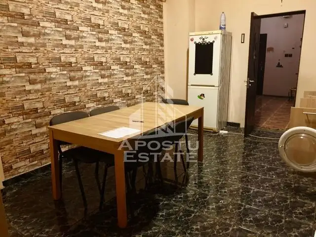 Apartament 2 camere, centrala proprie si clima, Fabric