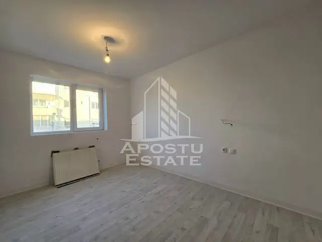 Apartament renovat cu 3 camere, open space, etaj intermediar, Lipovei