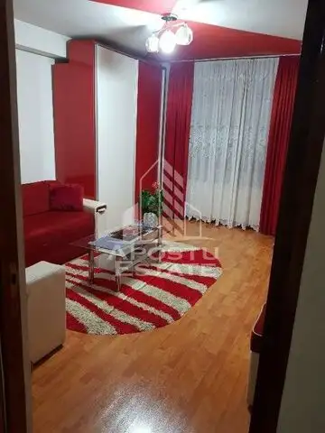 Apartament  cu 2 camere, decomandat, situat in  zona Iosefin