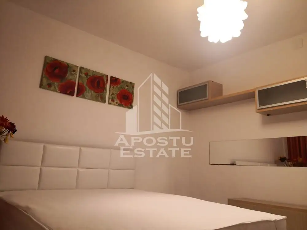 Apartament 2 camere, decomandat, zona Girocului