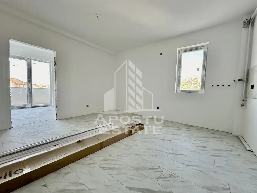 Apartament cu 3 camere la asfalt, etaj intermediar, Giroc