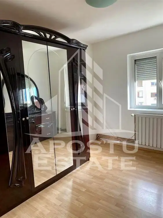 Apartament cu 3 camere,decomandat, centrala proprie, zona Dorobantilor