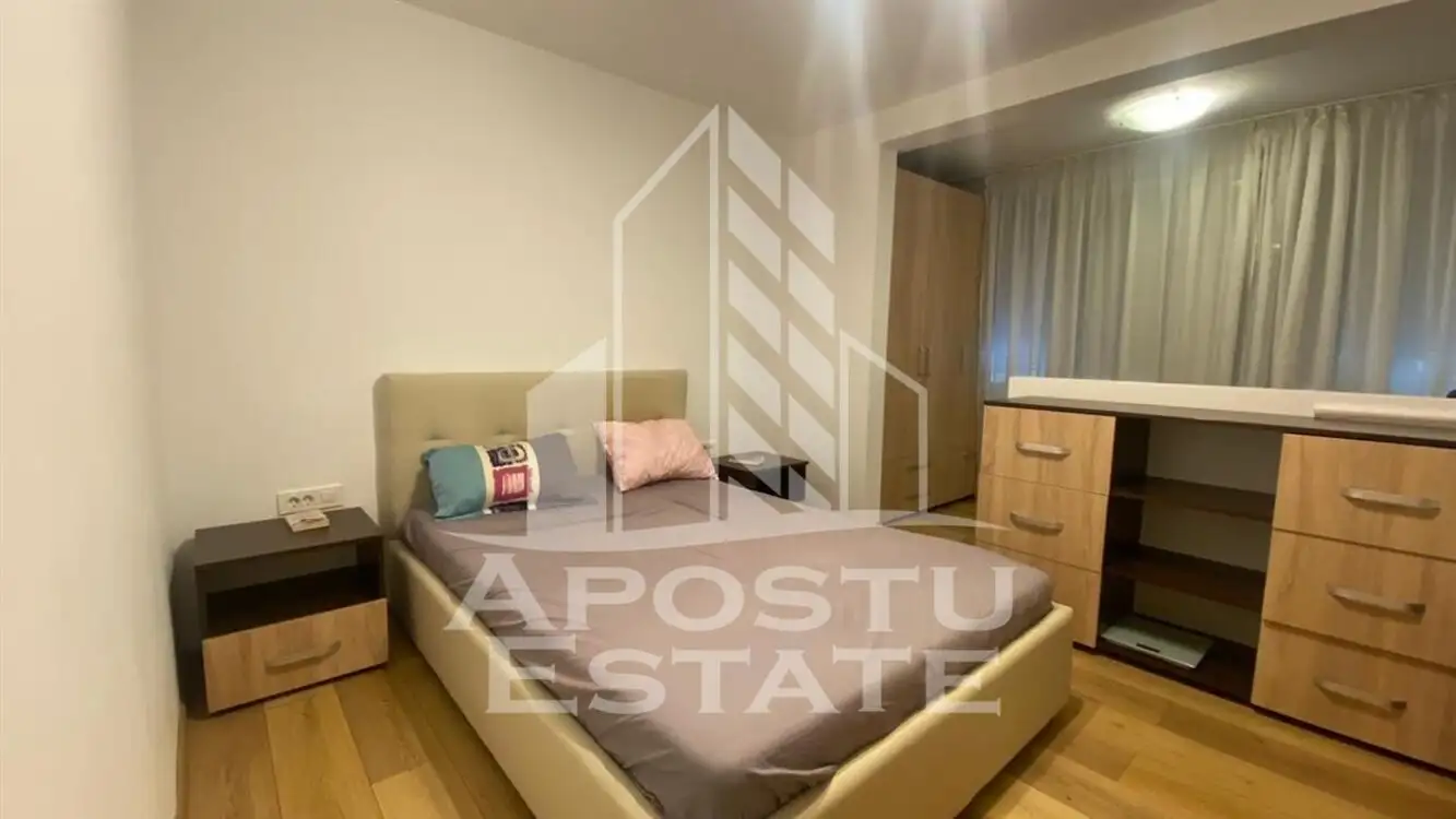 Apartament 2 camere, decomantat, Complexul Studentesc