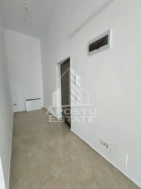 Apartament cu 2 camere, la asfalt, hotel IQ, bloc cu lift, finalizat