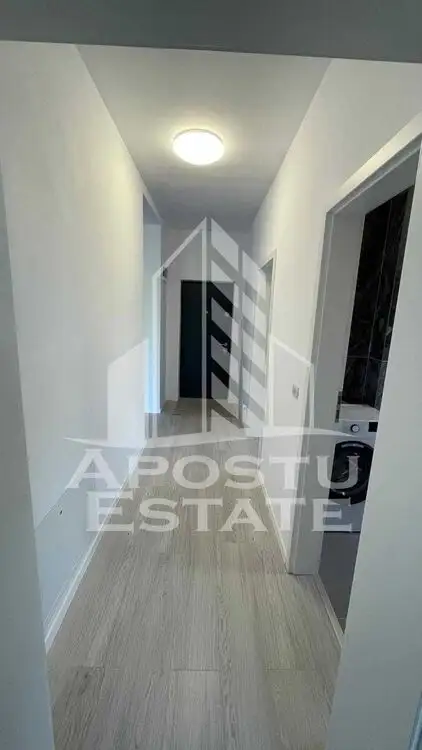 Apartament 2 camere nemobilat, loc de parcare, Dumbravita