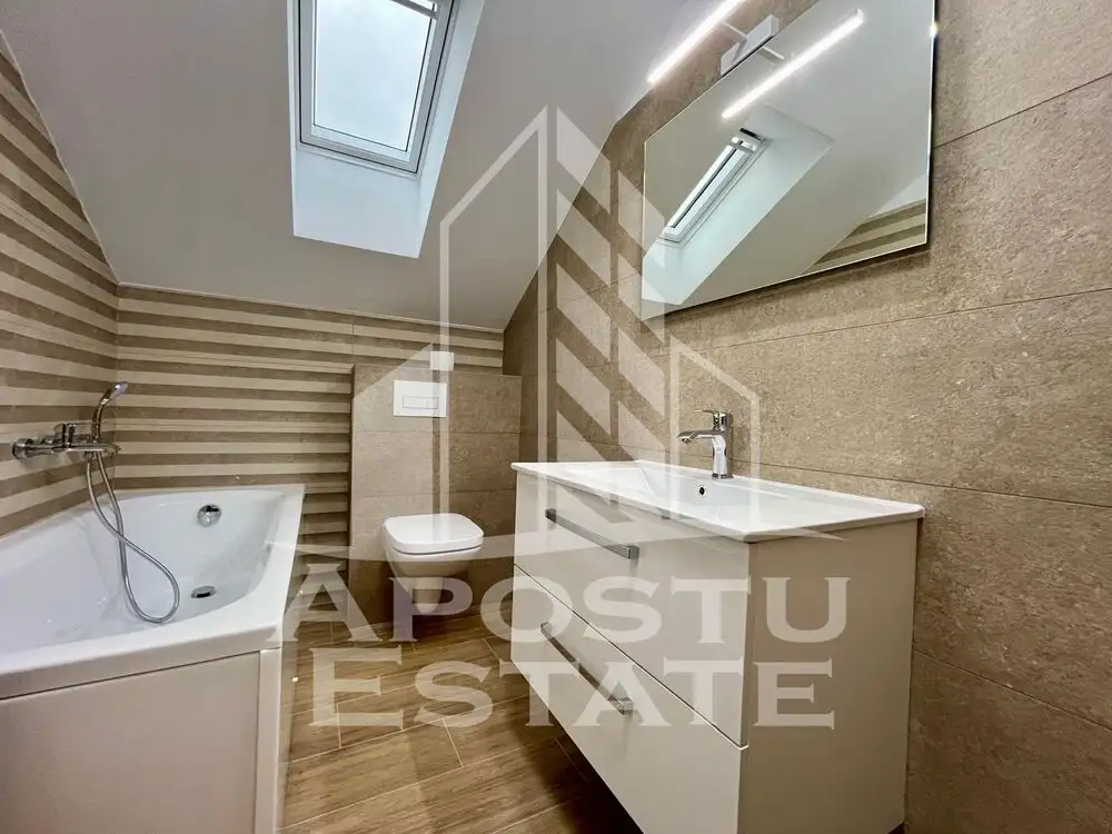 Apartament la casa cu 3 camere si 2 bai, tip penthouse, zona Gh Lazar