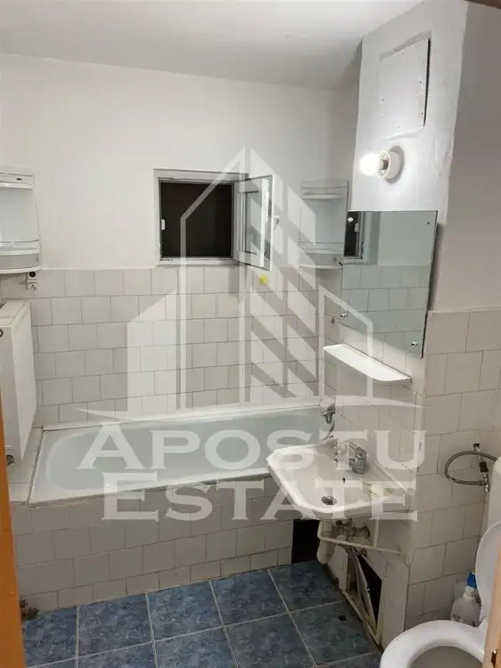 Apartament cu 3 camere 2 bai in zona Lipovei