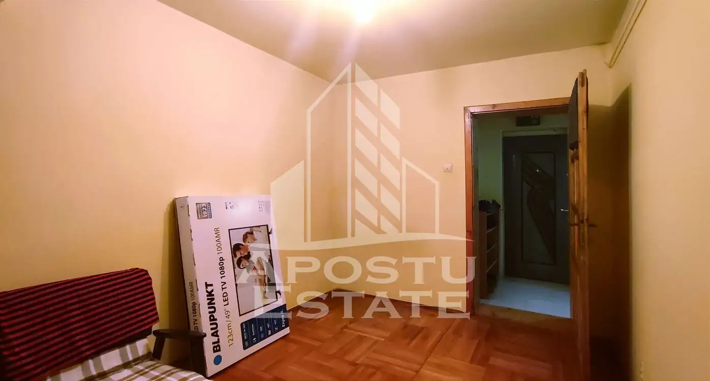 Apartament cu 3 camere, comision 0%,  Gradiste