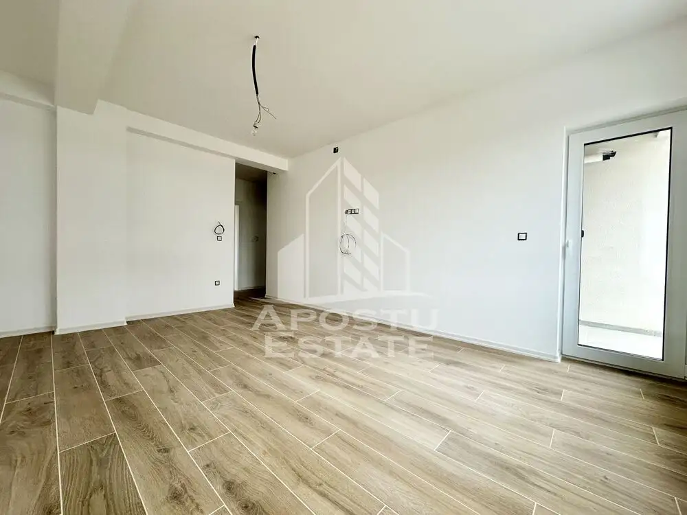 Apartament cu 2 camere, etaj 1, decomandat, zona Planetelor