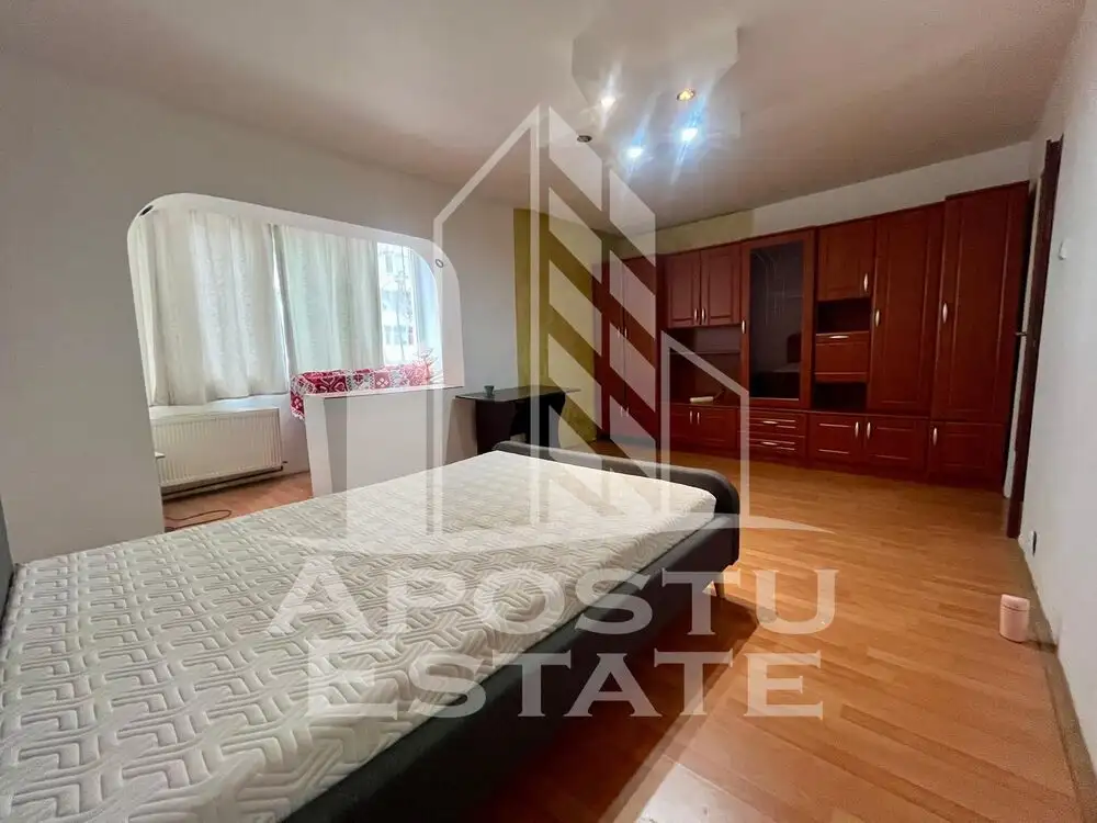 Apartament 2 camere,centrala proprie,decomandat,zona Soarelui