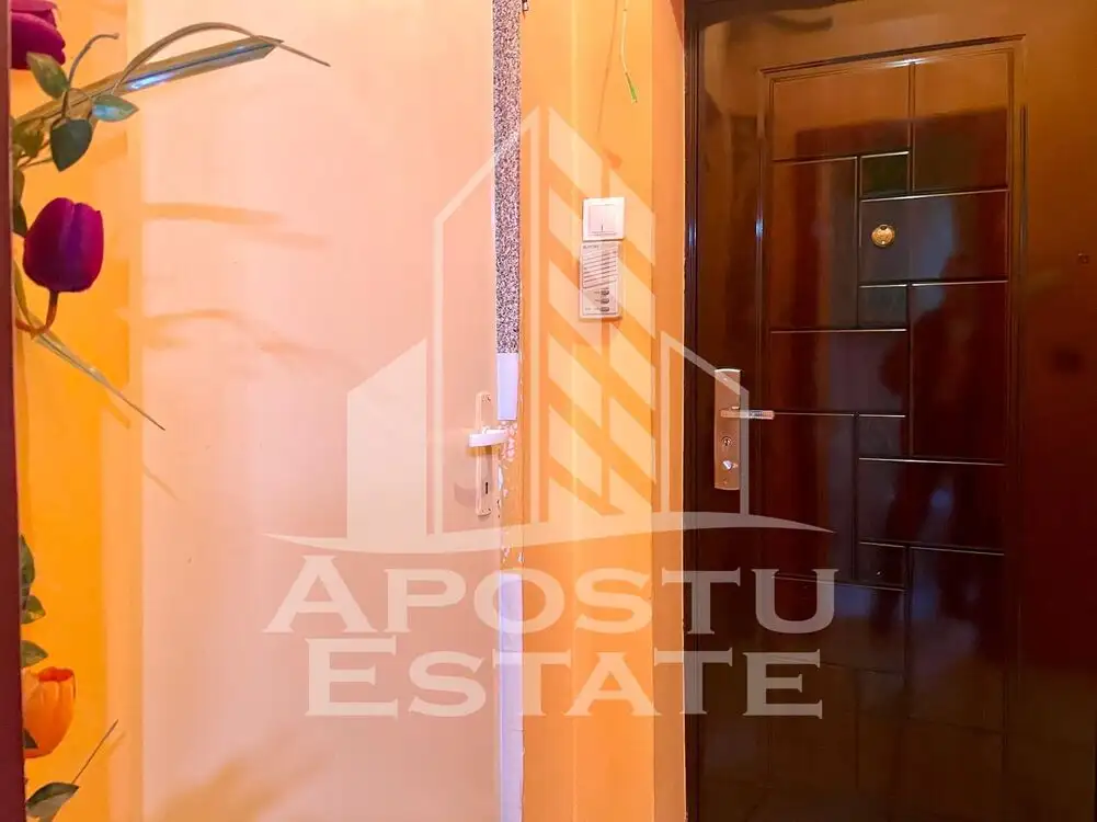 Apartament cu 1 camera, centrala proprie,  zona Fortuna