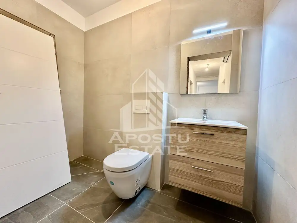 Apartament cu 3 camere, decomandat, terasa de 26 mp, zona Planetelor