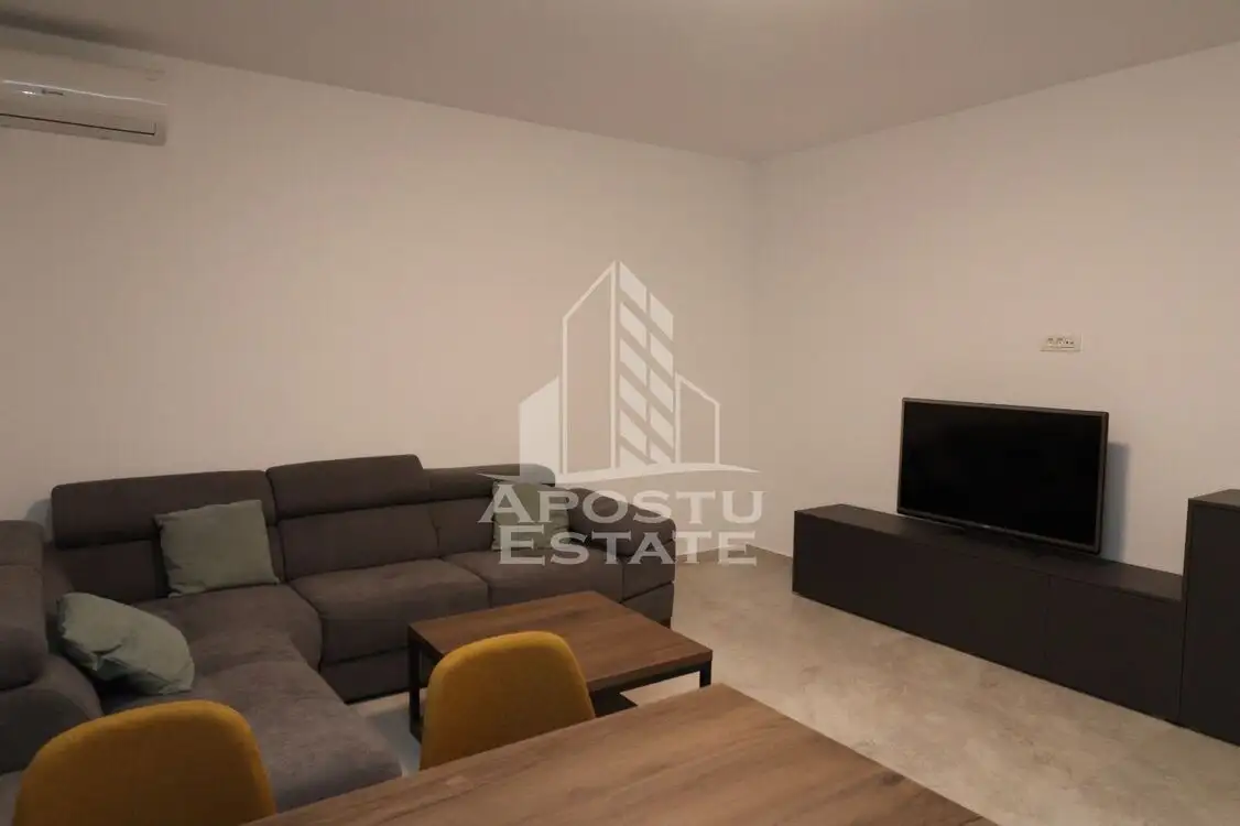 Apartament prima inchirere 2 camere, loc de parcare, Girocului