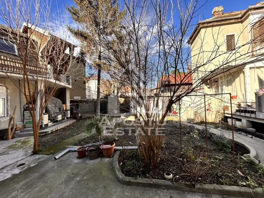 Apartament 2 camere în Curte Privată in Piata Maria