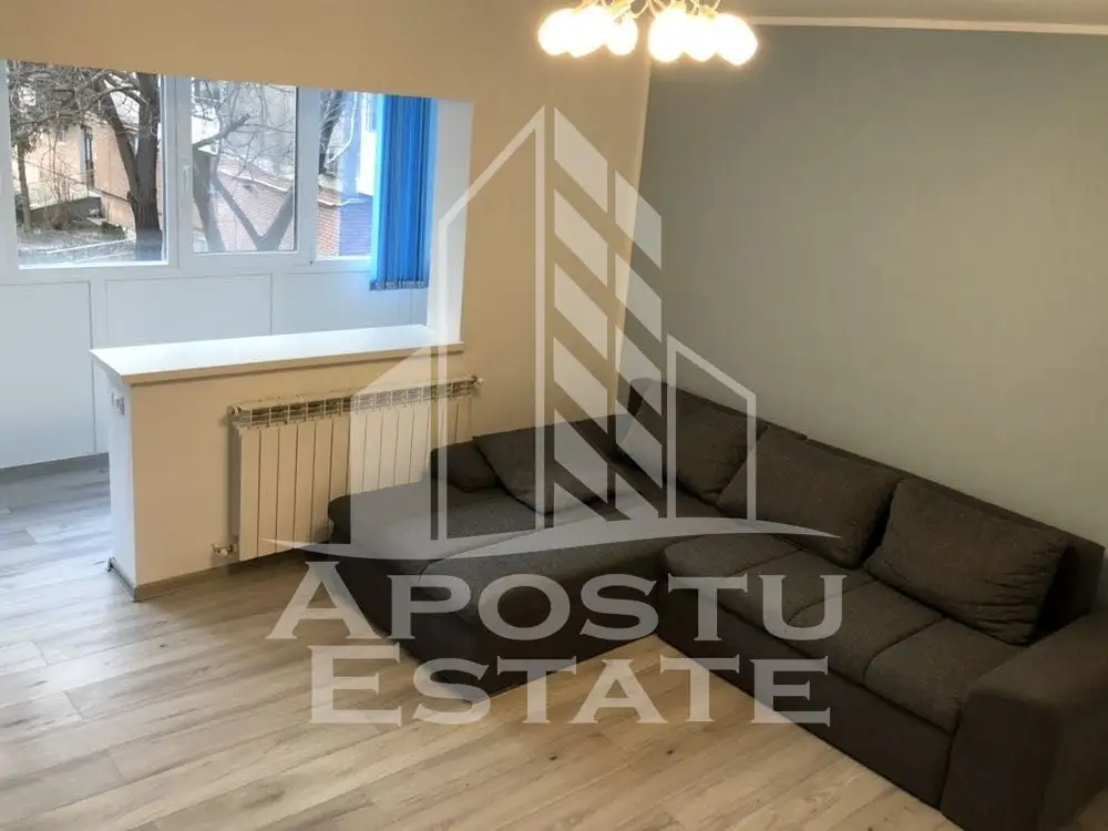 Apartament cu 3 camere decomandat  in zona Complexului Studentesc