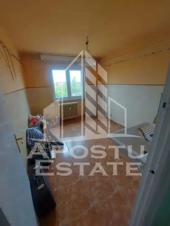 Apartament cu 1 camera, de vanzare, in Gradiste, Arad