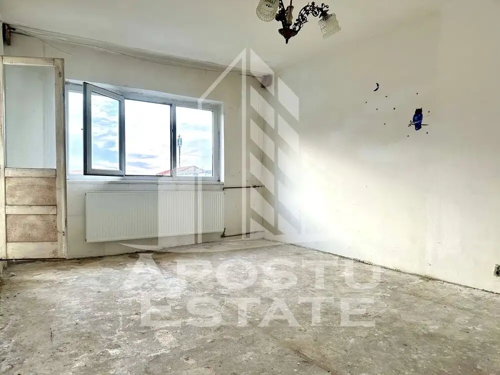 Apartament 2 camere, decomandat, zona Soarelui