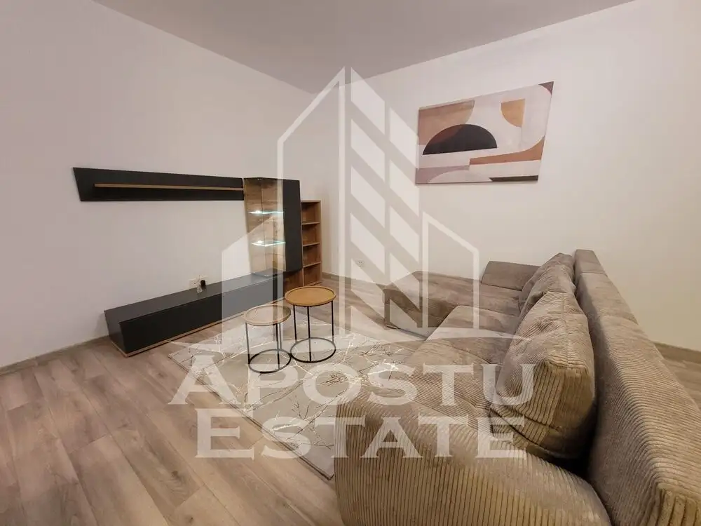 Apartament cu 2 camere, loc de parcare, Iris,  zona Aradului