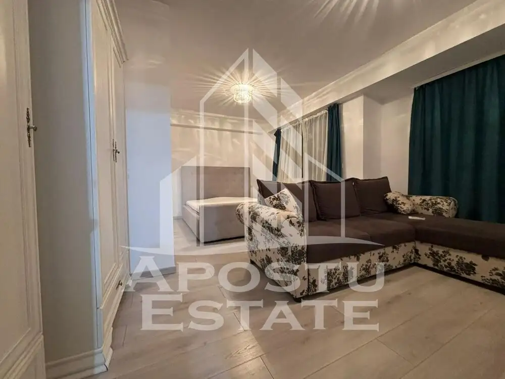 Apartament cu o camera, centrala proprie, loc de parcare, zona Lipovei