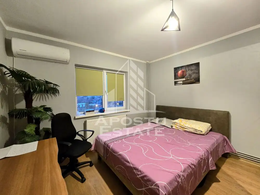 Apartament decomandat, 2 camere, etaj intermediar, Lipovei