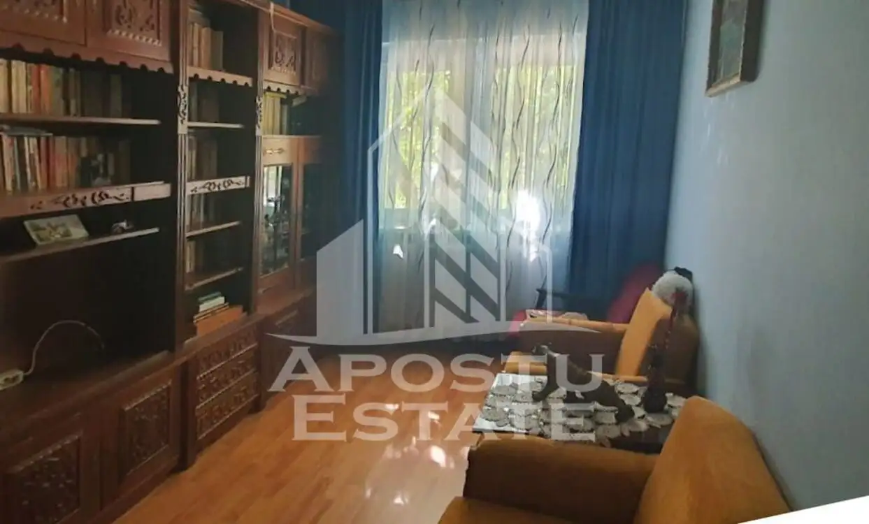 Inchiriez apartament cu 2 camere zona UTA