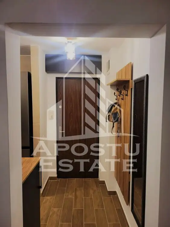 Proprietar , inchiriez apartament cu 2 camere , cu centrala proprie !