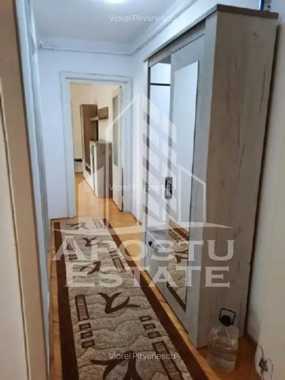 Apartament cu 3 camere, 2 bai, Centrala Proprie, Compelex Studentesc