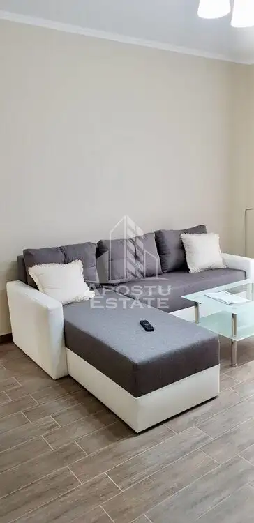 Apartament cu 3 camere, semidecomandat, in Dumbravita