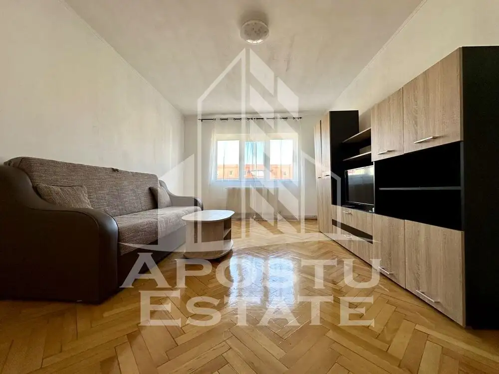 Apartament cu 2 camere, centrala proprie, zona Girocului