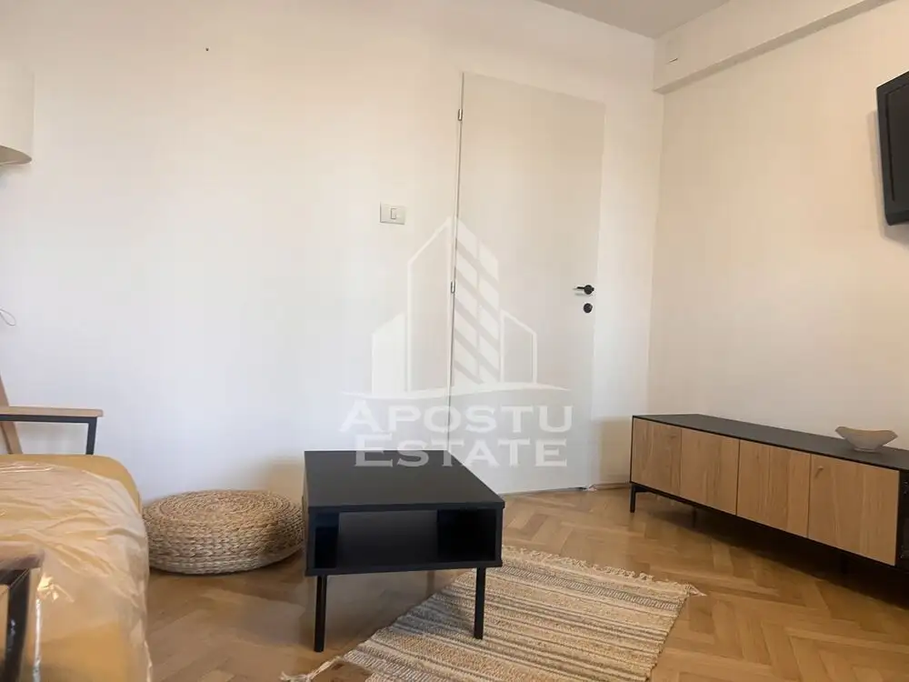 Apartament cu 1 camera, centrala proprie, zona Iulius Mall