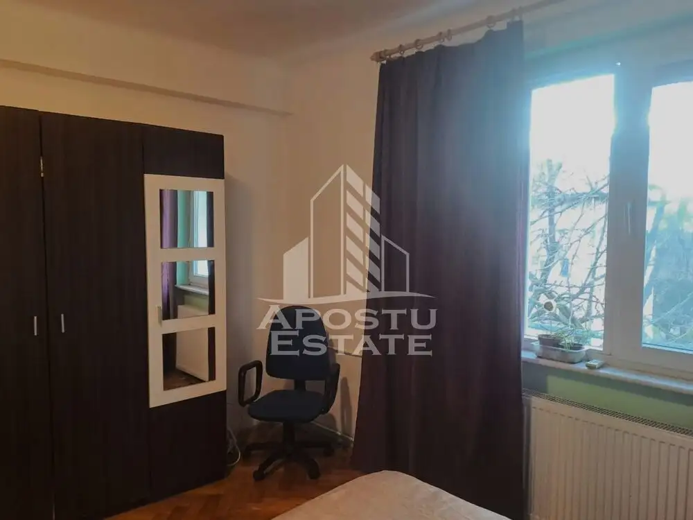 Apartament cu 2 camere , decomandat , zona Balcescu