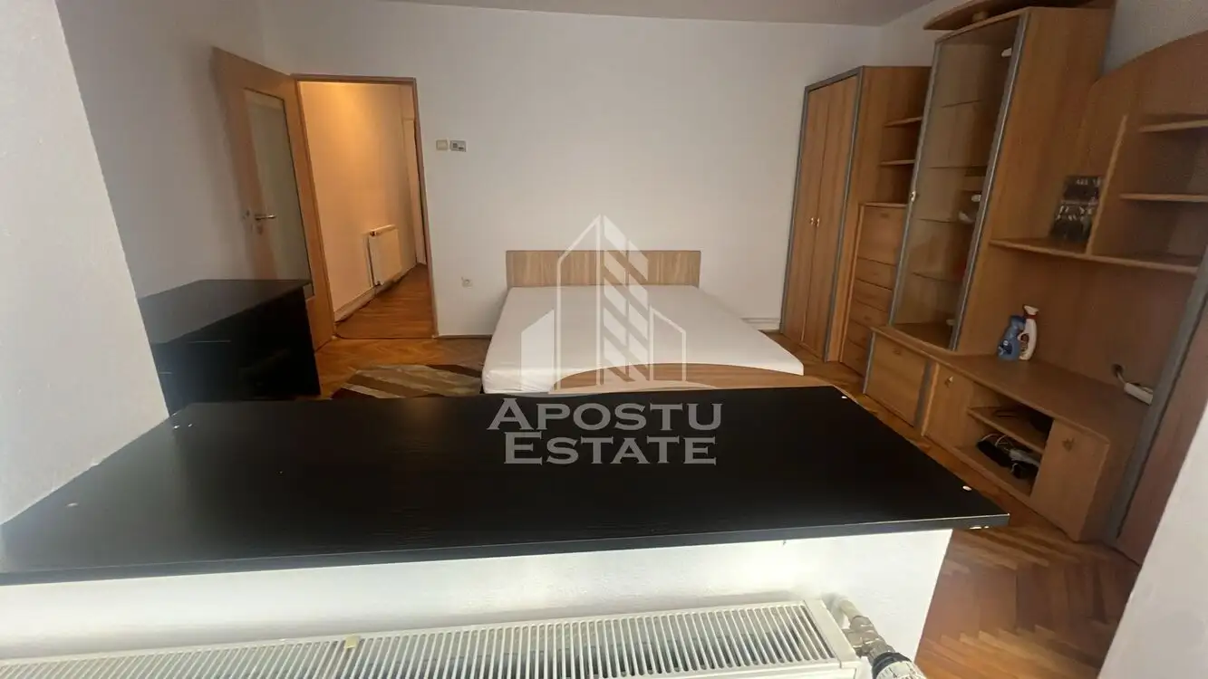 Apartament cu o camera,  zona Modern