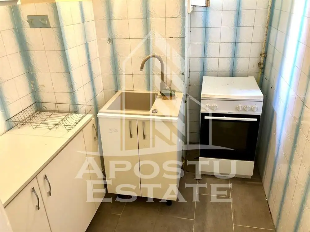 Apartament pretabil pentru birouri sau cazare zona Calea Sagului