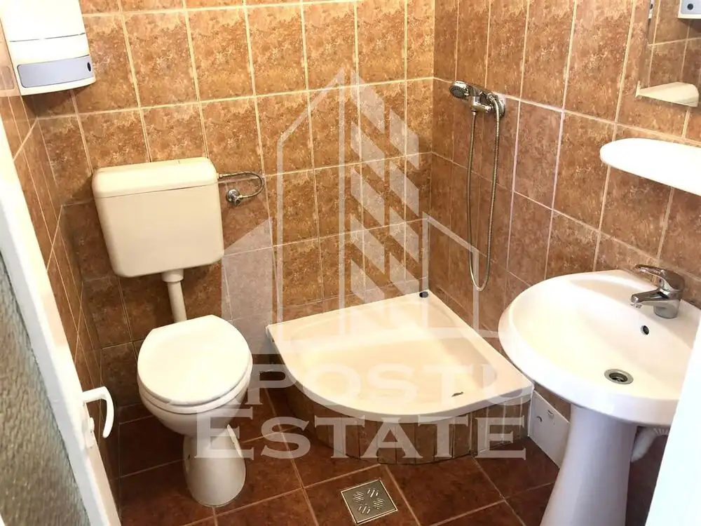 Apartament pretabil pentru birouri sau cazare zona Calea Sagului