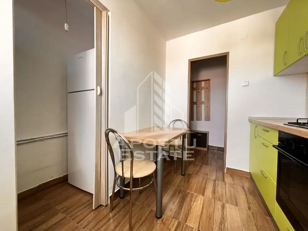 Apartament cu 2 camere, centrala proprie, Ultracentral