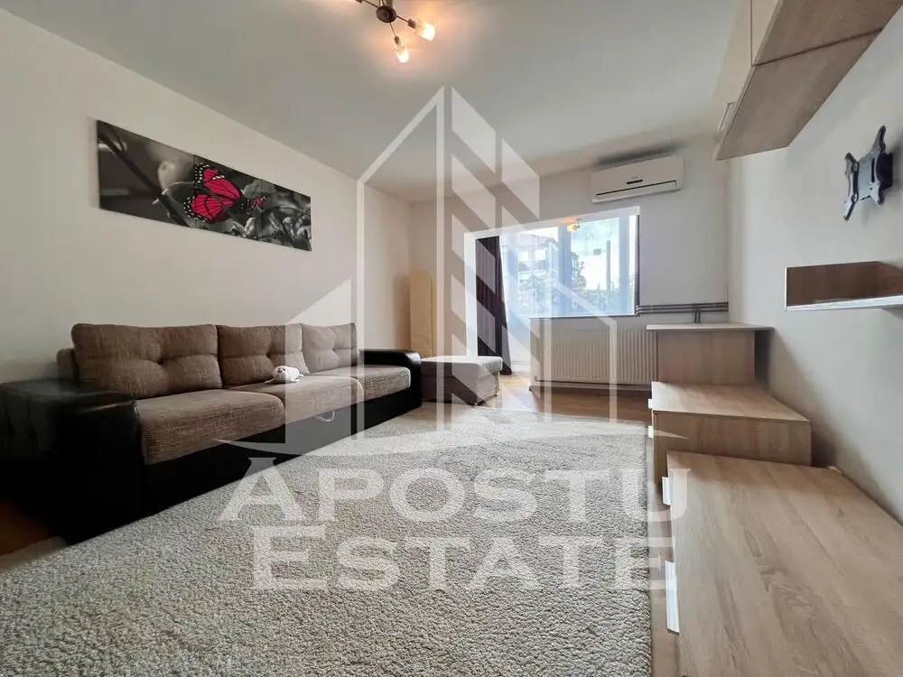 Apartament 3 camere, decomandat, centrala proprie, zona Lipovei