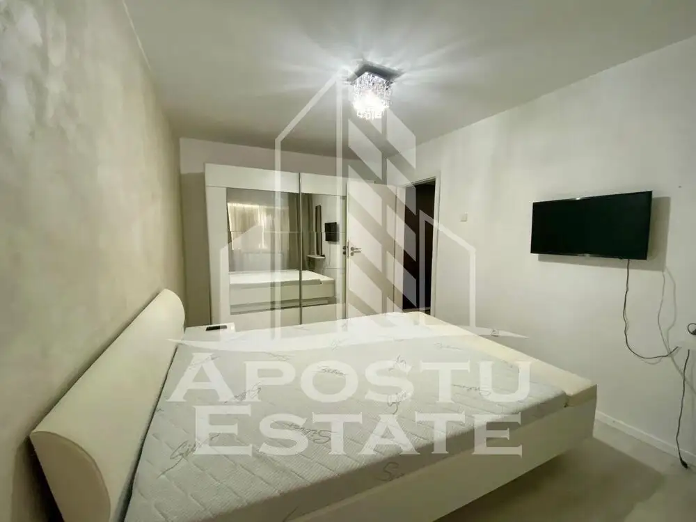 Apartament 3 camere, parcare privata, vis a vis de Iulius Mall