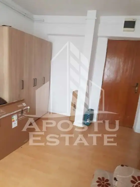 Apartament 1 camera, UMT, Centrala Proprie