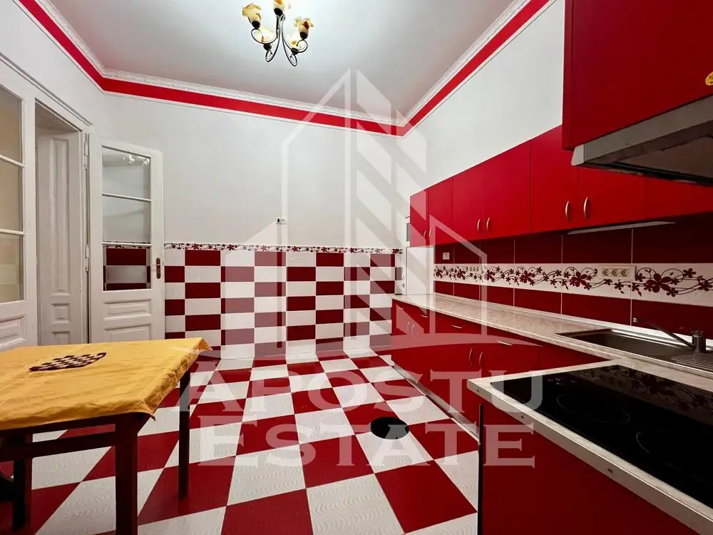 Apartament cu o camera ,zona Piata Avram Iancu