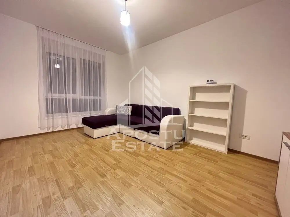 Apartament cu 3 camere, loc de parcare, etajul 1, zona Lipovei