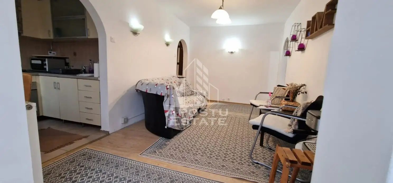 Apartament cu 3 camere , centrala proprie , AC , Sagului