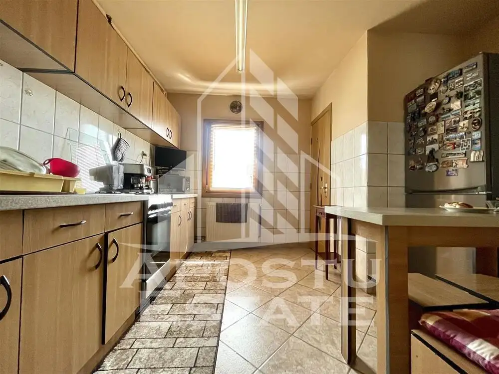 Apartament cu 2 camere centrala proprie zona Sagului