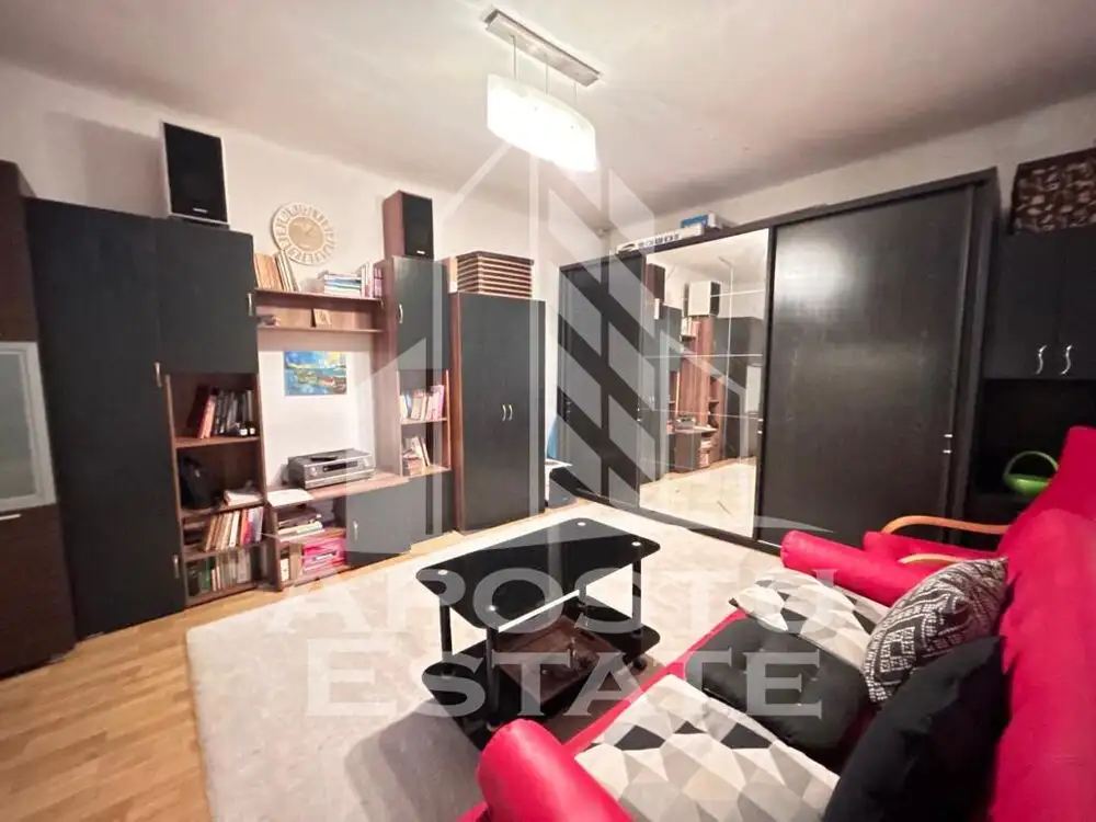 Apartament 3 camere pe 2 nivele in zona Balcescu