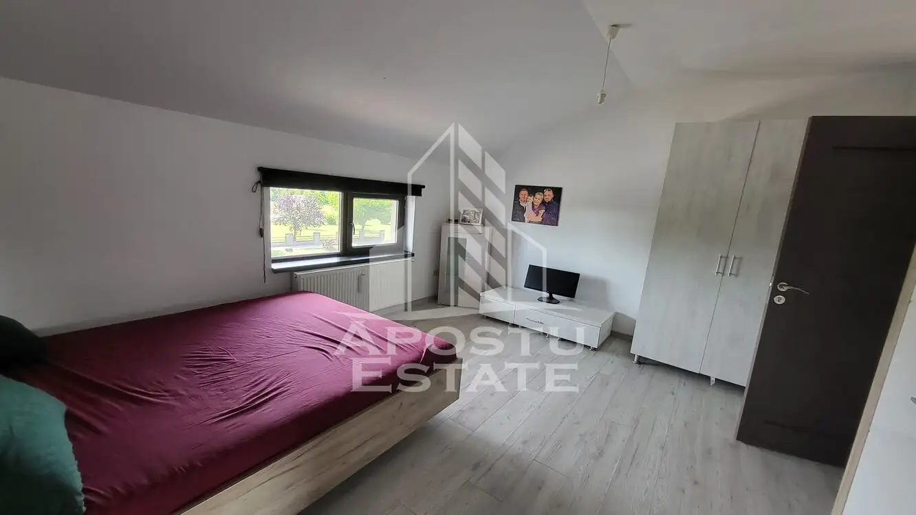 Duplex cu 5 camere Mosnita Veche,pozitie excelenta